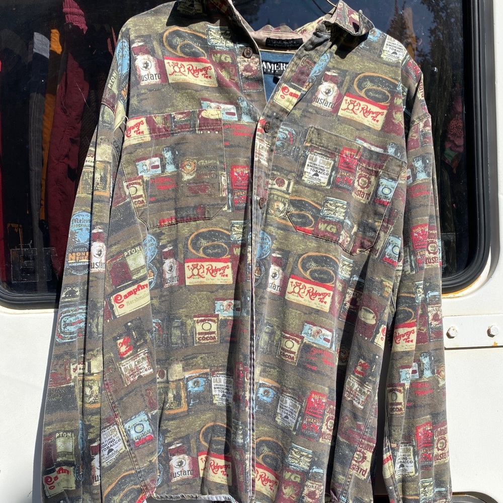 %100 cotton American graphic button down